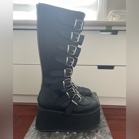 NWT Demonia Damned Destiny Platforms Size 8 Black - Picture 2 of 7